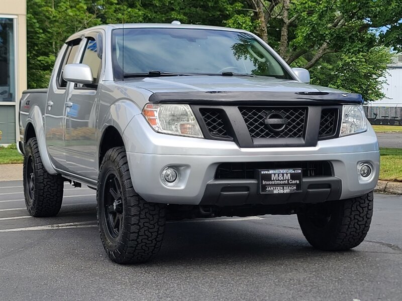 2011 Nissan Frontier PRO-4X  / 4X4 / CREW CAB / V6 4.0 L  / REAR DIFF LOCK / OFF ROAD PACKAGE / BRAND NEW TIRES / XD WHEELS / SERVICE RECORDS / LOW MILES!!! - Photo 2 - Portland, OR 97217