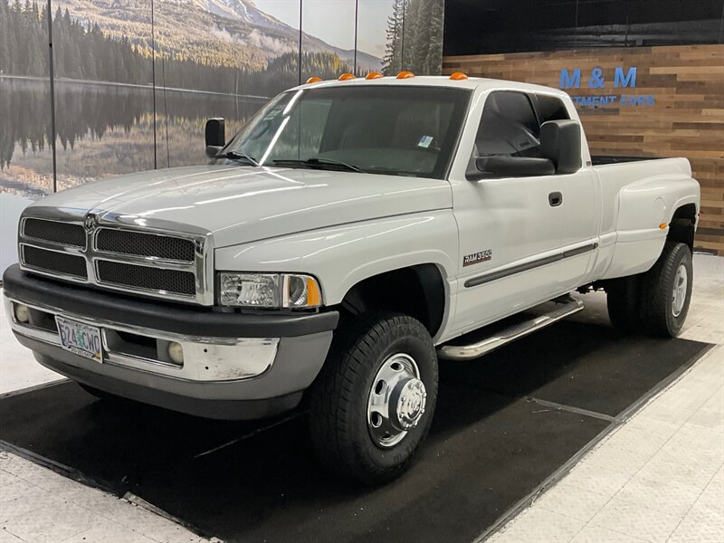 2000 Dodge Ram 3500 SLT 4X4 / 5.9L DIESEL / DUALLY / 6-SPEED MANUAL  / BRAND NEW TIRES / RUST FREE - Photo 1 - Gladstone, OR 97027