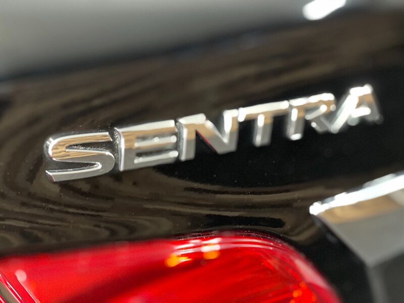 2017 Nissan Sentra SV Sedan / Backup Ca   - Photo 31 - Gladstone, OR 97027