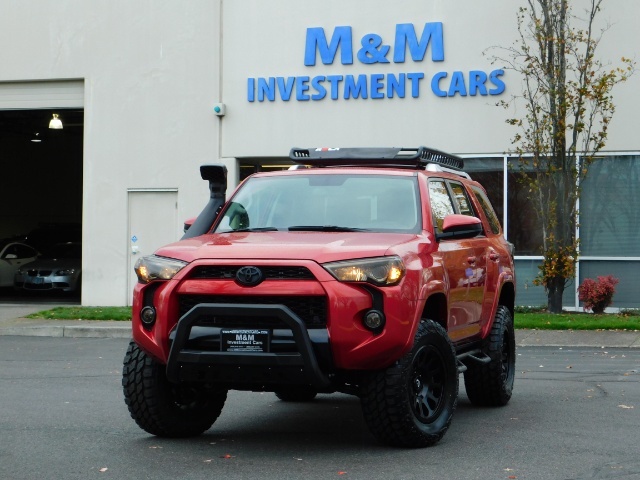 2017 Toyota 4Runner SR5 / 4X4 / SR5 Premium Upgraded / CUSTOM LIFTED   - Photo 57 - Portland, OR 97217