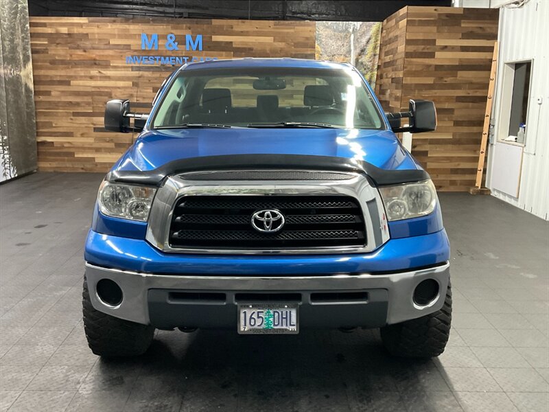 2007 Toyota Tundra SR5 4X4 / 5.7L V8 / LONG BED / LIFTED / LOCAL  LIFTED w/ 33 " TIRES & 18 " MOTO WHEELS / LONG BED 8FT / RUST FREE / CLEAN !! - Photo 5 - Gladstone, OR 97027