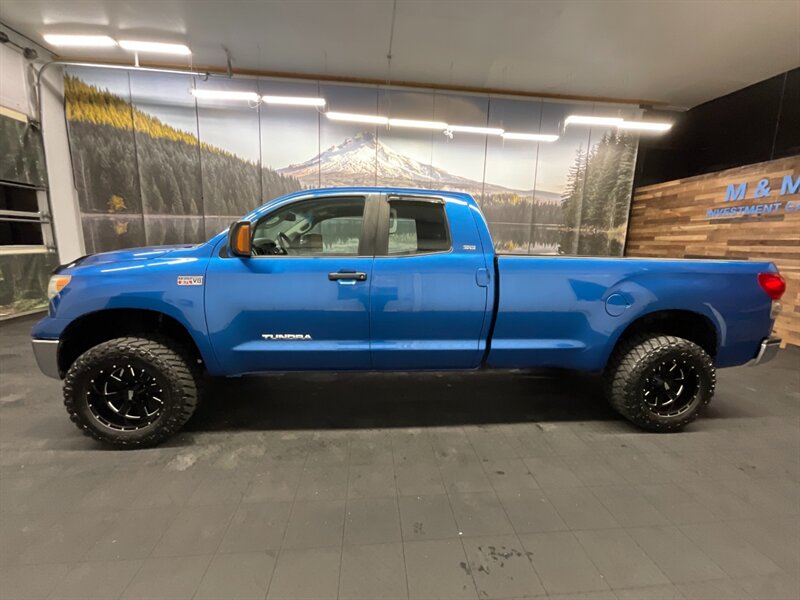 2007 Toyota Tundra SR5 4X4 / 5.7L V8 / LONG BED / LIFTED / LOCAL  LIFTED w/ 33 " TIRES & 18 " MOTO WHEELS / LONG BED 8FT / RUST FREE / CLEAN !! - Photo 3 - Gladstone, OR 97027