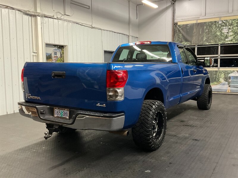 2007 Toyota Tundra SR5 4X4 / 5.7L V8 / LONG BED / LIFTED / LOCAL  LIFTED w/ 33 " TIRES & 18 " MOTO WHEELS / LONG BED 8FT / RUST FREE / CLEAN !! - Photo 8 - Gladstone, OR 97027