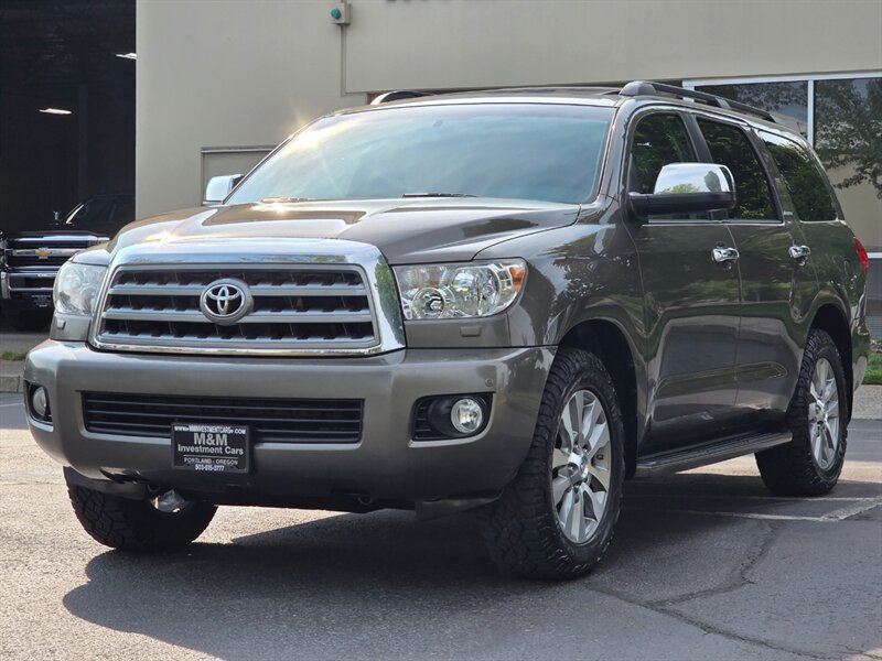2011 Toyota Sequoia Limited 4X4 / 5.7L V8 / DVD / BACK CAM / NEW TIRES / SERVICED AT TOYOTA / FULLY LOADED !! - Photo 1 - Portland, OR 97217