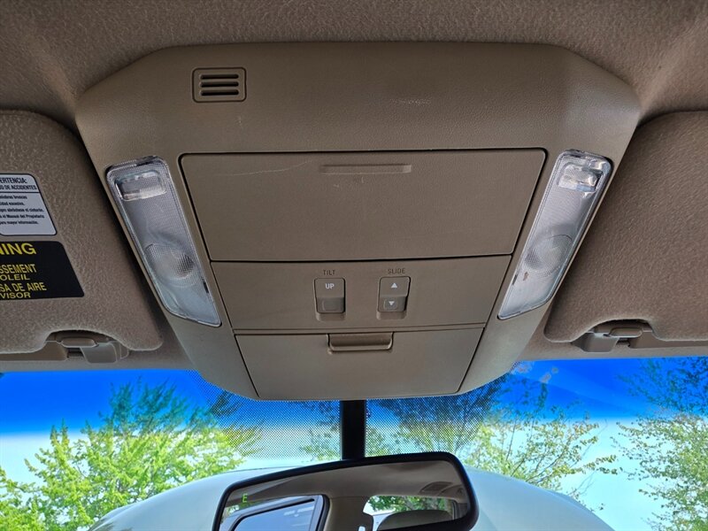 2011 Toyota Sequoia Limited 4X4 / 5.7L V8 / DVD / BACK CAM / NEW TIRES / SERVICED AT TOYOTA / FULLY LOADED !! - Photo 51 - Portland, OR 97217