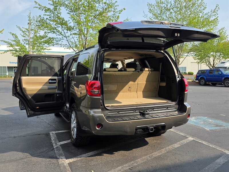 2011 Toyota Sequoia Limited 4X4 / 5.7L V8 / DVD / BACK CAM / NEW TIRES / SERVICED AT TOYOTA / FULLY LOADED !! - Photo 27 - Portland, OR 97217