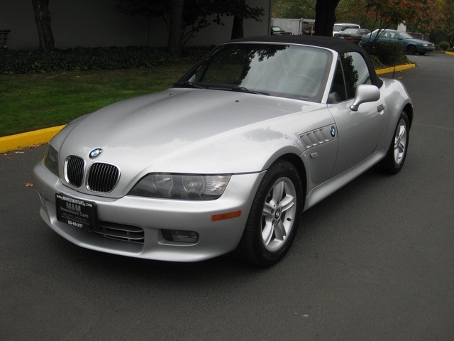 2001 BMW Z3 2.5i   - Photo 1 - Portland, OR 97217