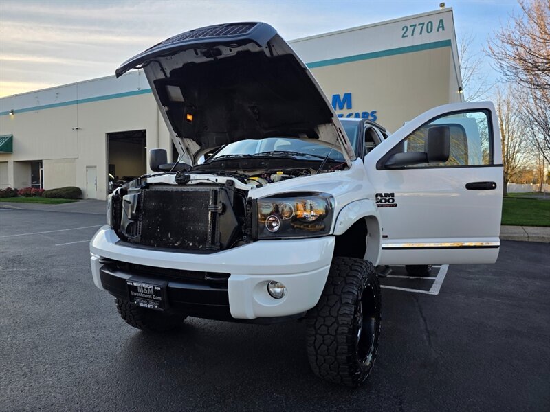2007 Dodge Ram 2500 Laramie 4X4 / 5.9 L CUMMINS DIESEL / THUREN LIFT / High Output / MOTO METAL WHEELS / FALKEN Tires / Custom UPGRADES !! - Photo 27 - Portland, OR 97217