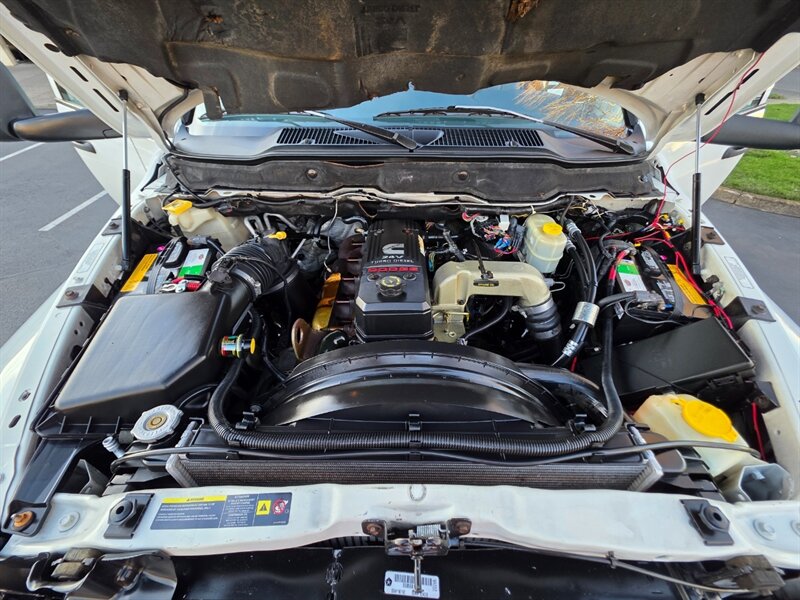 2007 Dodge Ram 2500 Laramie 4X4 / 5.9 L CUMMINS DIESEL / THUREN LIFT / High Output / MOTO METAL WHEELS / FALKEN Tires / Custom UPGRADES !! - Photo 32 - Portland, OR 97217