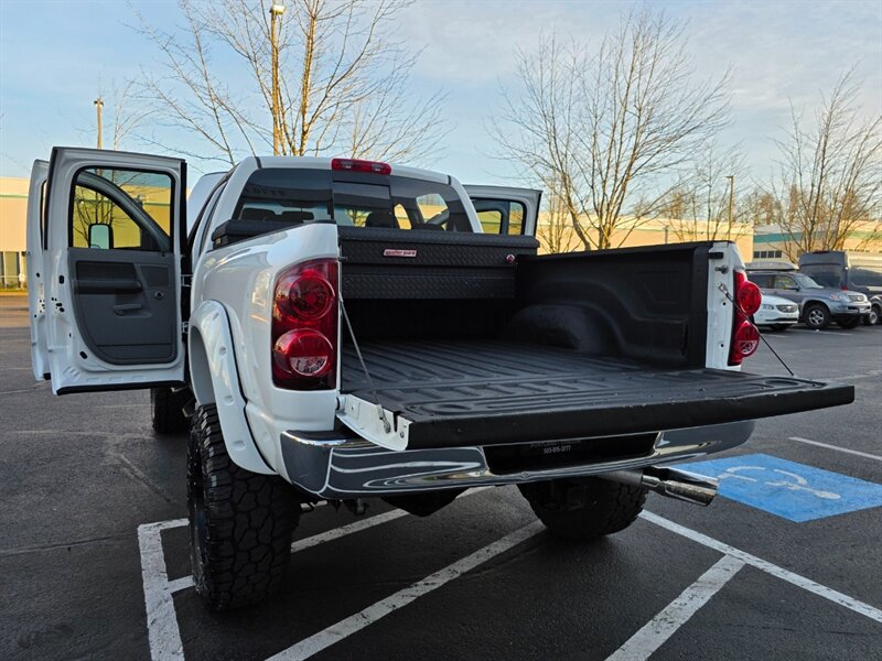 2007 Dodge Ram 2500 Laramie 4X4 / 5.9 L CUMMINS DIESEL / THUREN LIFT / High Output / MOTO METAL WHEELS / FALKEN Tires / Custom UPGRADES !! - Photo 30 - Portland, OR 97217