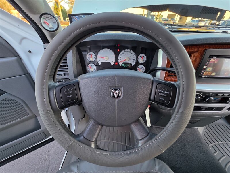 2007 Dodge Ram 2500 Laramie 4X4 / 5.9 L CUMMINS DIESEL / THUREN LIFT / High Output / MOTO METAL WHEELS / FALKEN Tires / Custom UPGRADES !! - Photo 45 - Portland, OR 97217