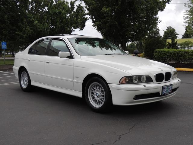 2001 BMW 525i / Leather / Sunroof / Excel Cond   - Photo 2 - Portland, OR 97217