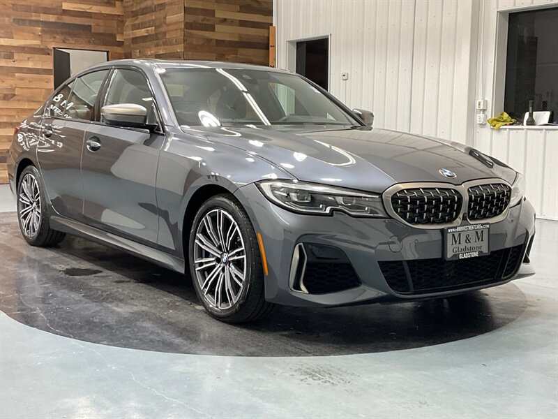 2020 BMW M340i xDrive AWD / M-Sport Pkg / ONLY 14,000 MILES  / Leather heated seats - Photo 2 - Gladstone, OR 97027