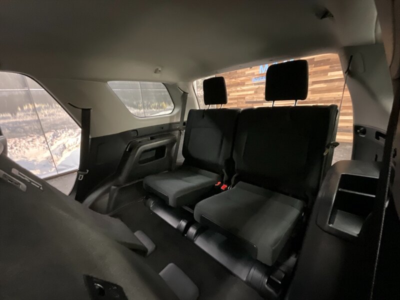 2019 Toyota 4Runner SR5 4X4 / 3RD ROW SEAT / LIFTED w/NEW WHEELS+TIRES  NEW SUSPENSION LIFT KIT w/ NEW BF GOODRICH TIRES & TRD OEM WHEELS / TYGRE LUGGAGE RACK - Photo 15 - Gladstone, OR 97027