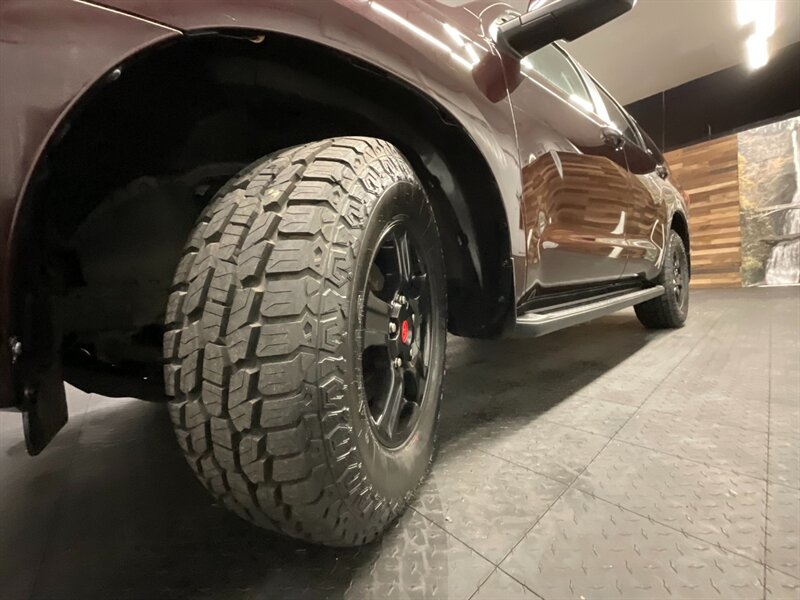 2014 Toyota Sequoia SR5 Premium Pkg 4X4 / Navi & Camera / Heated Leath  BRAND NEW WHEELS & TIRES / 3RD ROW SEAT / Excel Cond - Photo 24 - Gladstone, OR 97027