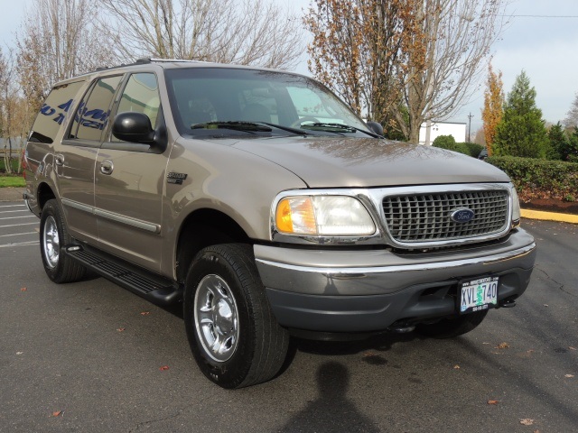 2001 Ford Expedition   - Photo 2 - Portland, OR 97217
