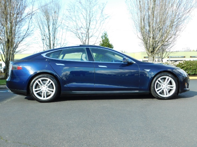 2015 Tesla Model S 85D / Sedan / AWD / Auto Pilot / ONLY 5000 MILES   - Photo 4 - Portland, OR 97217