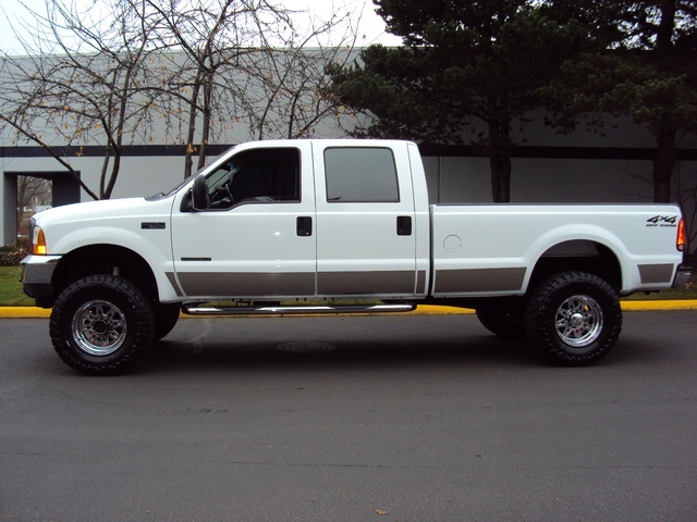 2001 Ford F-350 7.3L Diesel / 4WD/ LIFTED   - Photo 2 - Portland, OR 97217
