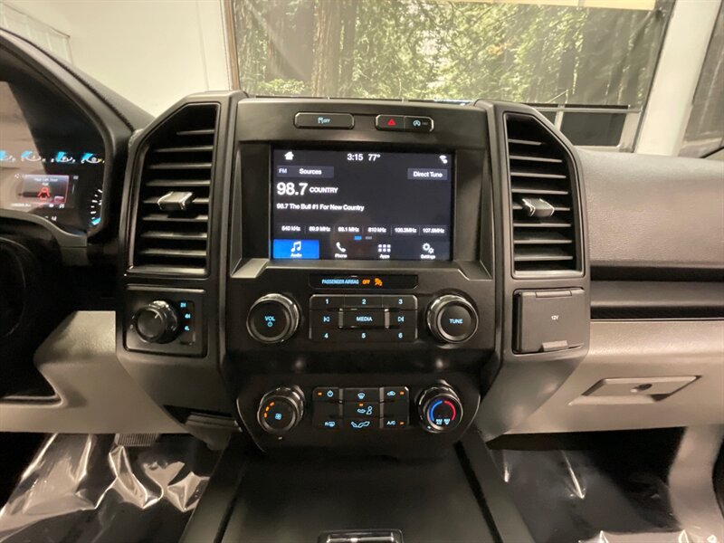 2019 Ford F-150 STX Crew Cab 4X4 / 2.7L V6 EcoBoost /1-OWNER LOCAL  / Sport Appearance Pkg / Towing Pkg / BRAND NEW TIRES / 58,000 MILES - Photo 18 - Gladstone, OR 97027