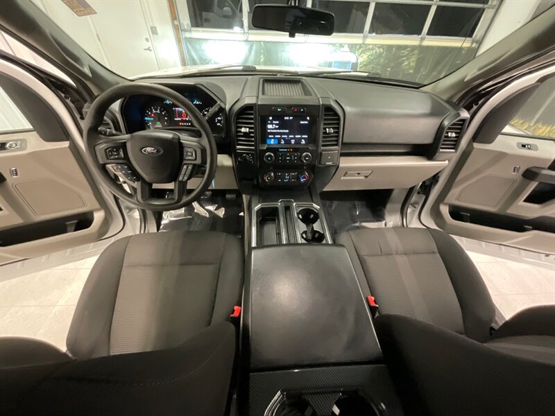 2019 Ford F-150 STX Crew Cab 4X4 / 2.7L V6 EcoBoost /1-OWNER LOCAL  / Sport Appearance Pkg / Towing Pkg / BRAND NEW TIRES / 58,000 MILES - Photo 31 - Gladstone, OR 97027