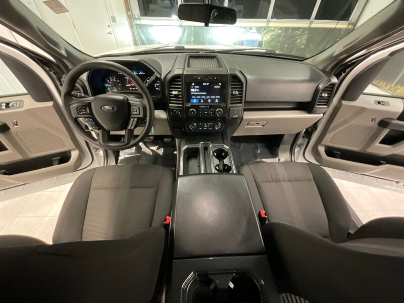 2019 Ford F-150 STX Crew Cab 4X4 / 2.7L V6 EcoBoost /1-OWNER LOCAL  / Sport Appearance Pkg / Towing Pkg / BRAND NEW TIRES / 58,000 MILES - Photo 17 - Gladstone, OR 97027