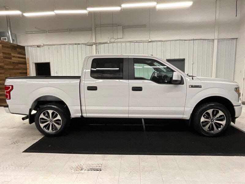 2019 Ford F-150 STX Crew Cab 4X4 / 2.7L V6 EcoBoost /1-OWNER LOCAL  / Sport Appearance Pkg / Towing Pkg / BRAND NEW TIRES / 58,000 MILES - Photo 4 - Gladstone, OR 97027