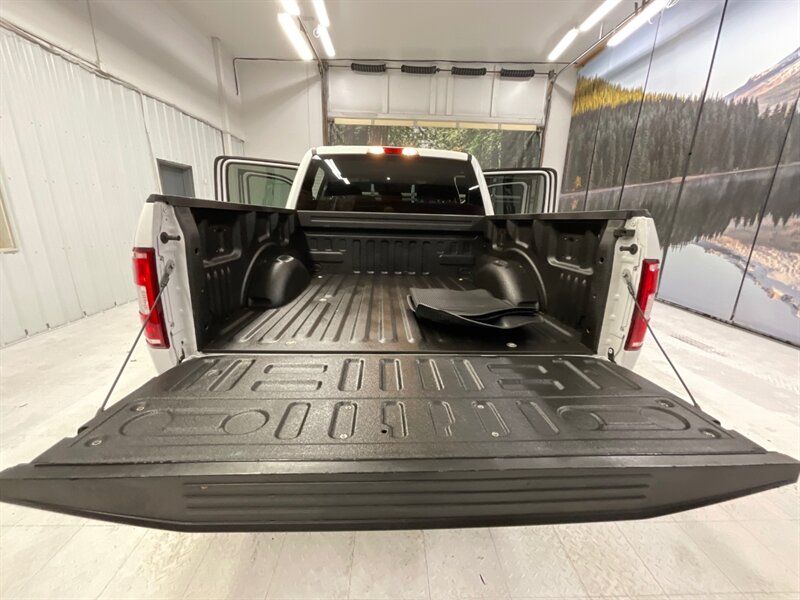 2019 Ford F-150 STX Crew Cab 4X4 / 2.7L V6 EcoBoost /1-OWNER LOCAL  / Sport Appearance Pkg / Towing Pkg / BRAND NEW TIRES / 58,000 MILES - Photo 36 - Gladstone, OR 97027