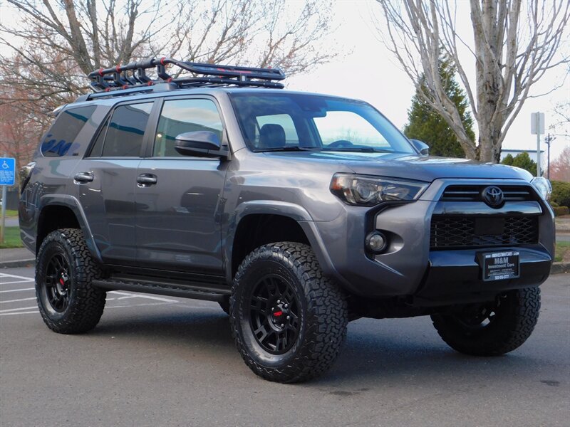 2020 Toyota 4Runner 4X4  TRD CUSTOM UPGRADE / TRD LEATHER / LIFTED   - Photo 2 - Portland, OR 97217