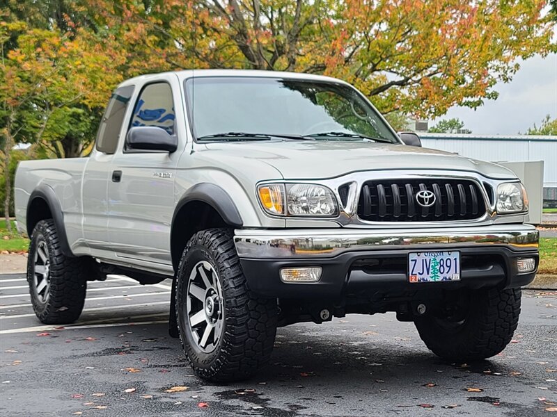 2003 Toyota Tacoma XCAB / 4X4 / 5-SPEED / NO RUST / VERY LOW MILES  / MANUAL TRANSMISSION / FRESH TRADE / PRISTINE CONDITION - Photo 2 - Portland, OR 97217