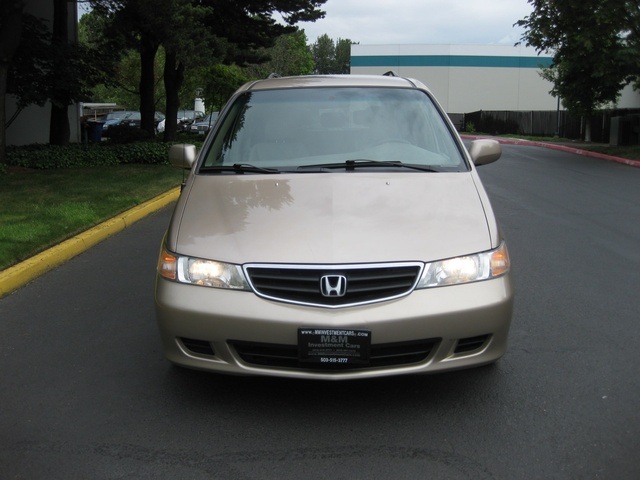 2002 Honda Odyssey EX-L Minivan V6 Bucket Seats/Power Doors/ 3RD Seat   - Photo 2 - Portland, OR 97217