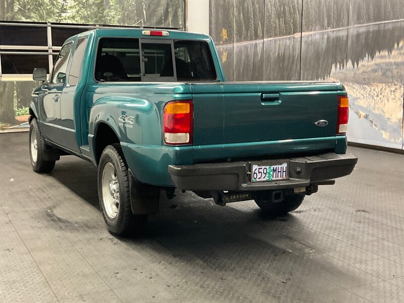 1998 Ford Ranger XLT Super Cab 4X4 / 4.0L V6 / 5-SPEED MANUAL  4X4 / LOCAL RUST FREE / NEW TIRES / ONLY 119,000 - Photo 8 - Gladstone, OR 97027