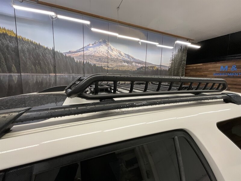 2005 Toyota 4Runner Limited 4X4 / 4.7L V8 / LIFTED w. NEW MUD TIRES  / Leather & Heated Seats / Sunroof / E-LOCKER / Rust Free  Excel Cond - Photo 32 - Gladstone, OR 97027