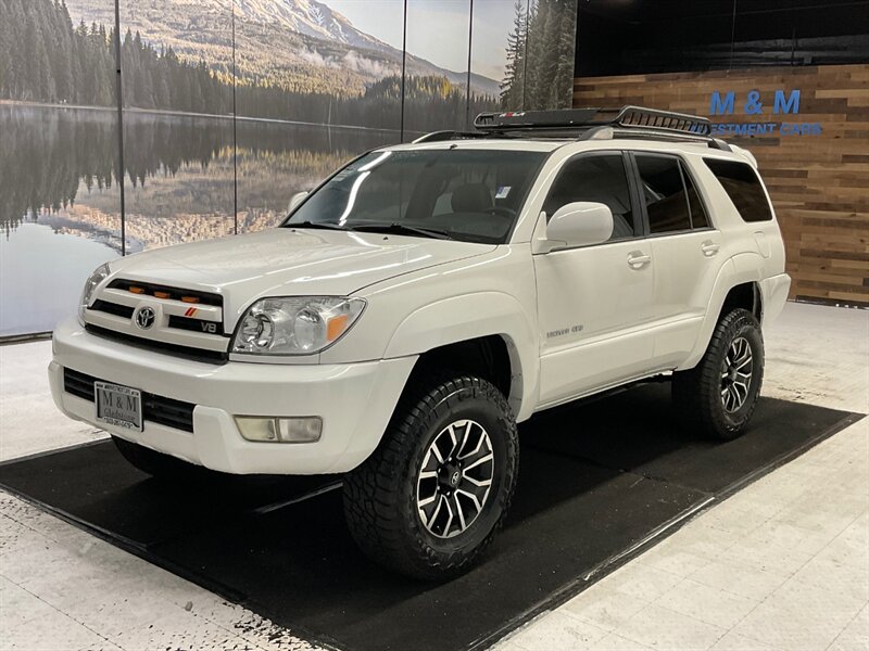 2005 Toyota 4Runner Limited 4X4 / 4.7L V8 / LIFTED w. NEW MUD TIRES  / Leather & Heated Seats / Sunroof / E-LOCKER / Rust Free  Excel Cond - Photo 1 - Gladstone, OR 97027