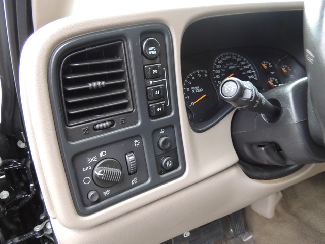 2004 GMC Sierra 1500 SLE 4dr Extended Cab / 4X4 / 5.3L 8Cyl / Leather   - Photo 21 - Portland, OR 97217