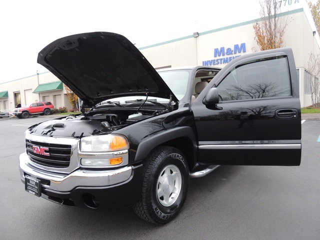 2004 GMC Sierra 1500 SLE 4dr Extended Cab / 4X4 / 5.3L 8Cyl / Leather   - Photo 25 - Portland, OR 97217