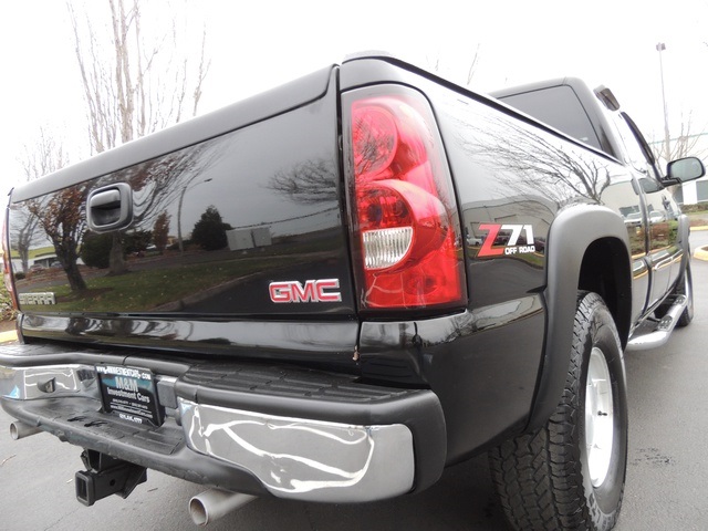 2004 GMC Sierra 1500 SLE 4dr Extended Cab / 4X4 / 5.3L 8Cyl / Leather   - Photo 12 - Portland, OR 97217