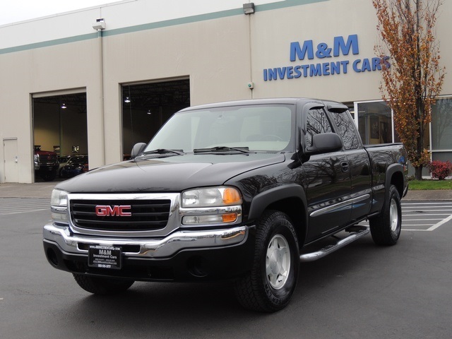 2004 GMC Sierra 1500 SLE 4dr Extended Cab / 4X4 / 5.3L 8Cyl / Leather   - Photo 36 - Portland, OR 97217