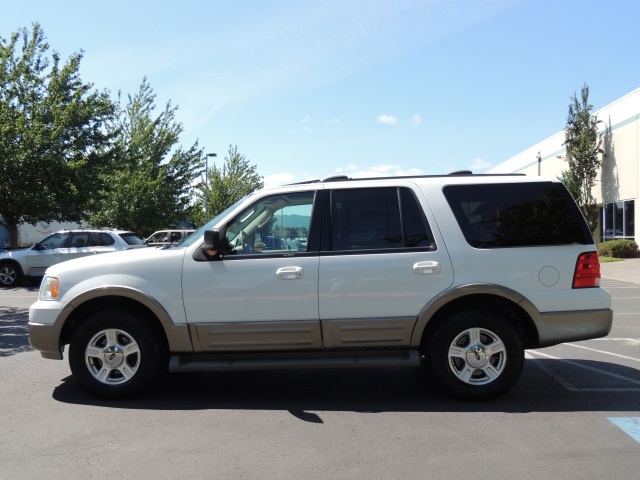2004 Ford Expedition Eddie Bauer / 4WD / NAVIGATION / 8-Passengers   - Photo 3 - Portland, OR 97217