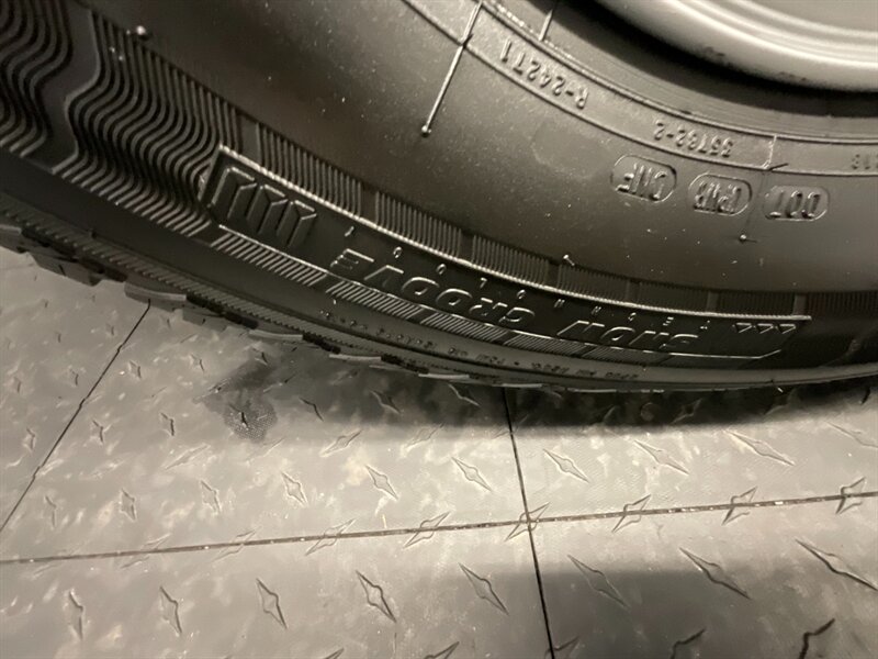 2008 Toyota Tacoma V6 SR5 Access Cab 4X4 / 1-OWNER / 42,000 MILES BRAND NEW TIRES / LOCAL TRUCK / RUST FREE - Photo 36 - Gladstone, OR 97027