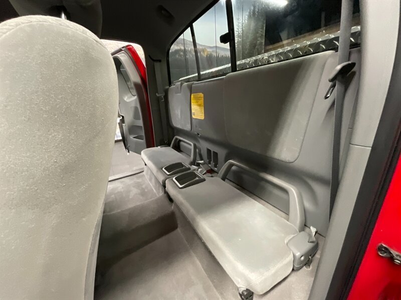 2008 Toyota Tacoma V6 SR5 Access Cab 4X4 / 1-OWNER / 42,000 MILES BRAND NEW TIRES / LOCAL TRUCK / RUST FREE - Photo 15 - Gladstone, OR 97027