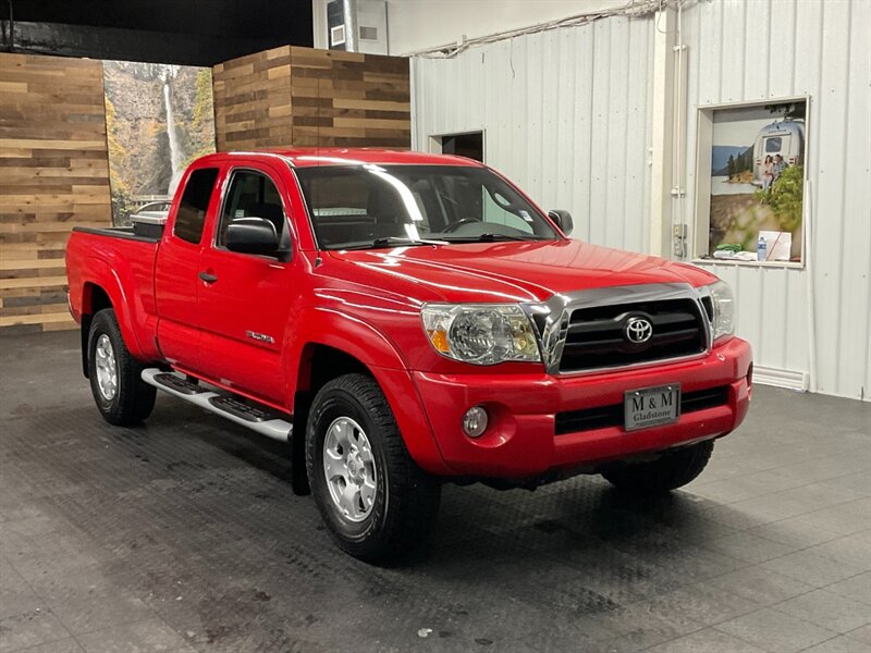2008 Toyota Tacoma V6 SR5 Access Cab 4X4 / 1-OWNER / 42,000 MILES  BRAND NEW TIRES / LOCAL TRUCK / RUST FREE - Photo 2 - Gladstone, OR 97027