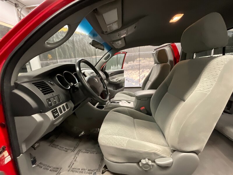 2008 Toyota Tacoma V6 SR5 Access Cab 4X4 / 1-OWNER / 42,000 MILES BRAND NEW TIRES / LOCAL TRUCK / RUST FREE - Photo 14 - Gladstone, OR 97027