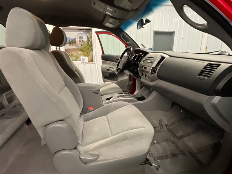 2008 Toyota Tacoma V6 SR5 Access Cab 4X4 / 1-OWNER / 42,000 MILES BRAND NEW TIRES / LOCAL TRUCK / RUST FREE - Photo 17 - Gladstone, OR 97027