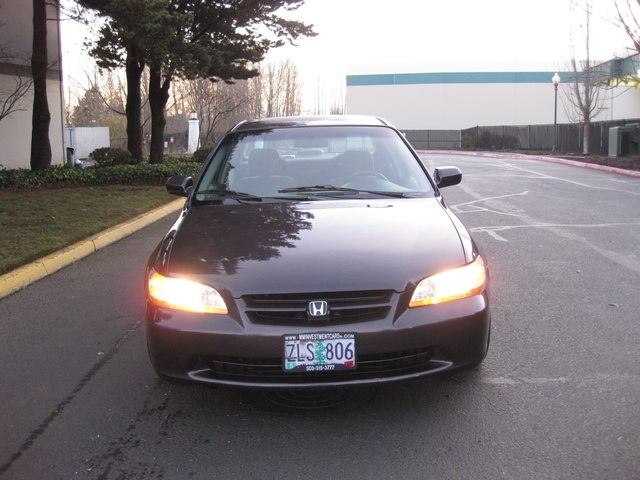 1998 Honda Accord LX 4Dr / 4-Cyl / Auto / Always Serviced / Clean!   - Photo 2 - Portland, OR 97217