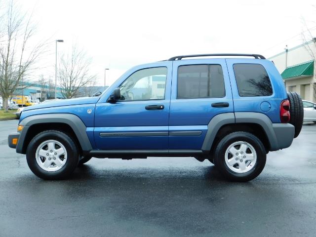 2005 Jeep Liberty Sport 4WD 126K Miles 6Cyl Moon roof Brand NewTires   - Photo 4 - Portland, OR 97217