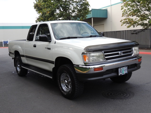 1995 Toyota T100 DX Extra Cab / 4X4 / V6 / Timing Belt Done / Clean   - Photo 2 - Portland, OR 97217