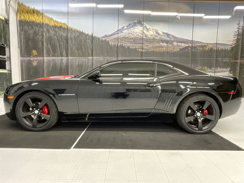 2012 Chevrolet Camaro LT Coupe RS PKG / Leather / Sunroof / 51,000 MILES  /SUPER SHARP / Leather & Heated Seats / Heads Up Display / LOCAL CAR - Photo 3 - Gladstone, OR 97027
