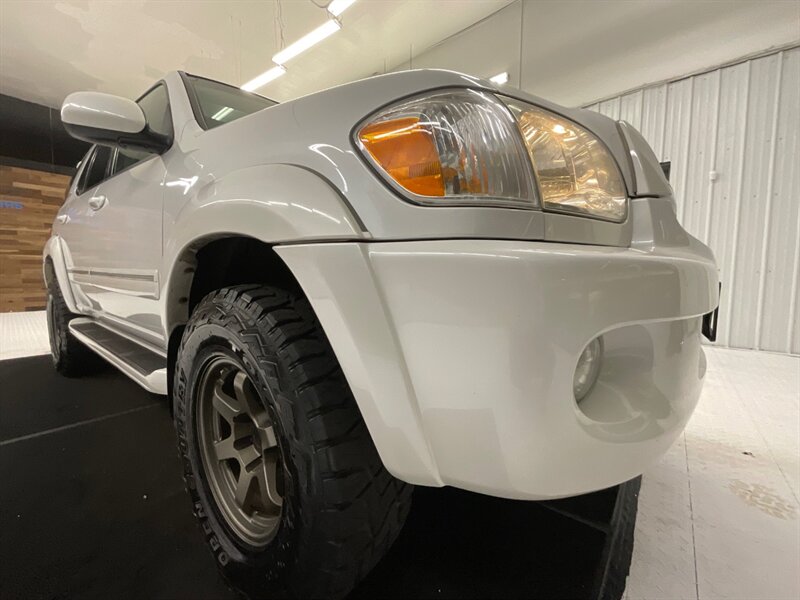 2006 Toyota Sequoia Limited Sport Utility 4X4 / 3RD ROW SEAT / NAVIGAT  / Leather & Heated Seats / Sunroof / Navigation & Backup Camera / LOCAL SUV / FRESH TIMING BELT SERVICE DONE - Photo 27 - Gladstone, OR 97027