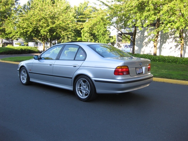 2000 BMW 540i V8 6-Speed /Sport,Premium,Winter PKGS/1-Owner   - Photo 4 - Portland, OR 97217