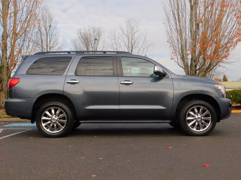 2010 Toyota Sequoia Platinum 4X4 5.7L / 3RD Seat / LOADED / Excel Cond   - Photo 4 - Portland, OR 97217